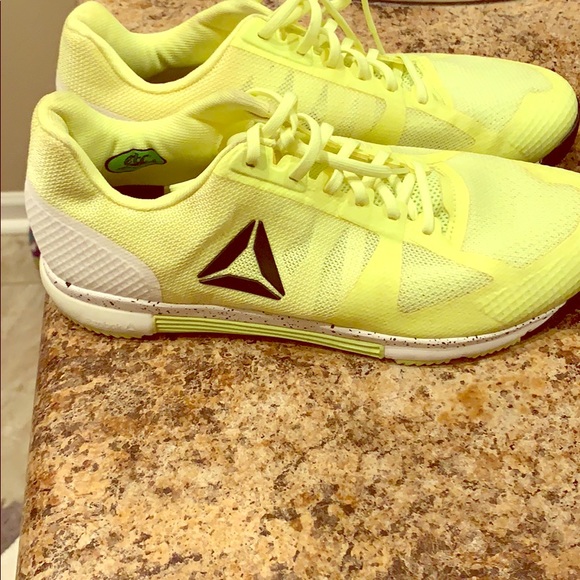 Reebok Speeds - Picture 1 of 3